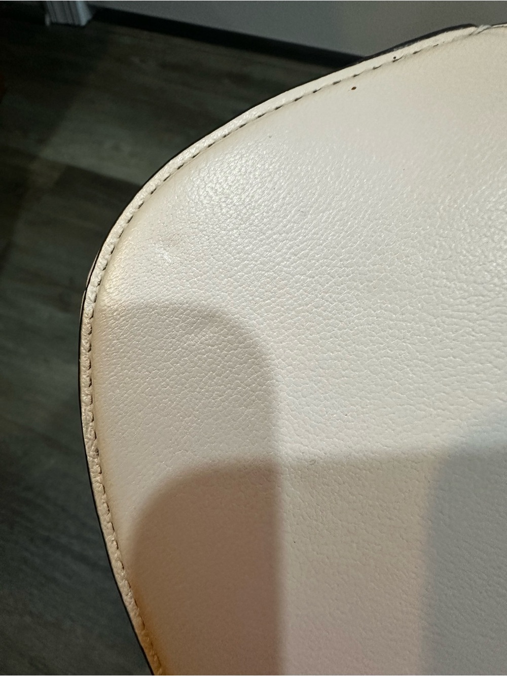What The Shell 3D bag
kate spade new york - Picture 5 of 15